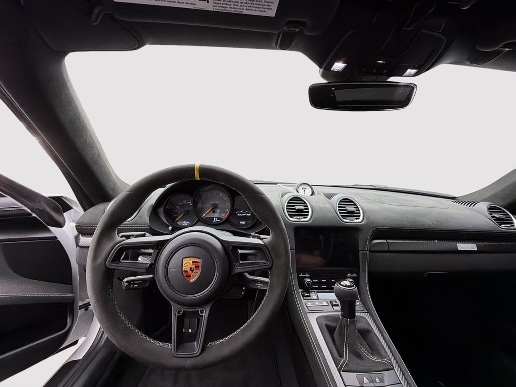 Porsche 718 Spyder RS 2025 à Laval, Québec - 7 - w1024h768px