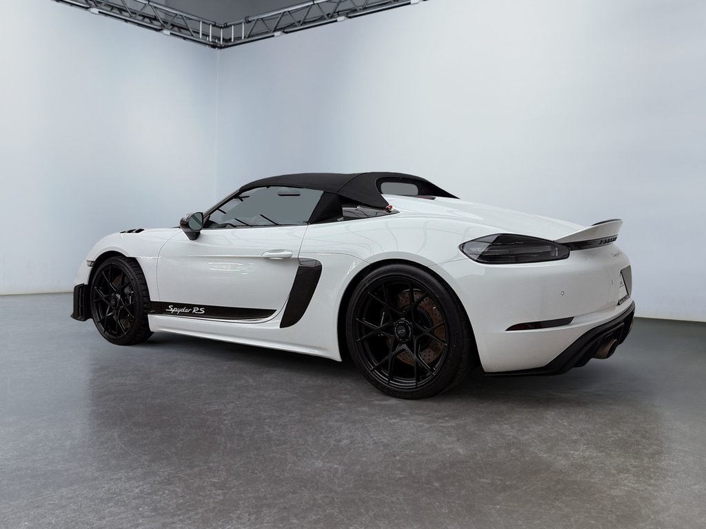 Porsche 718 Spyder RS 2025 à Laval, Québec - 5 - w1024h768px
