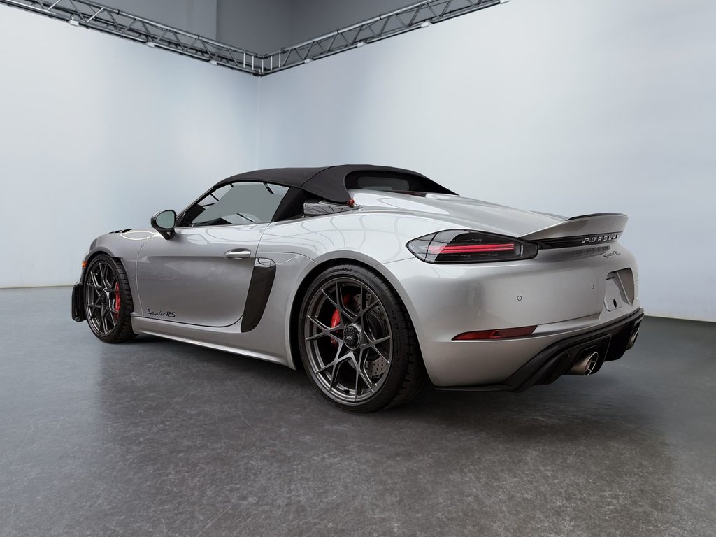 Porsche 718 Spyder RS 2025 à Laval, Québec - 6 - w1024h768px