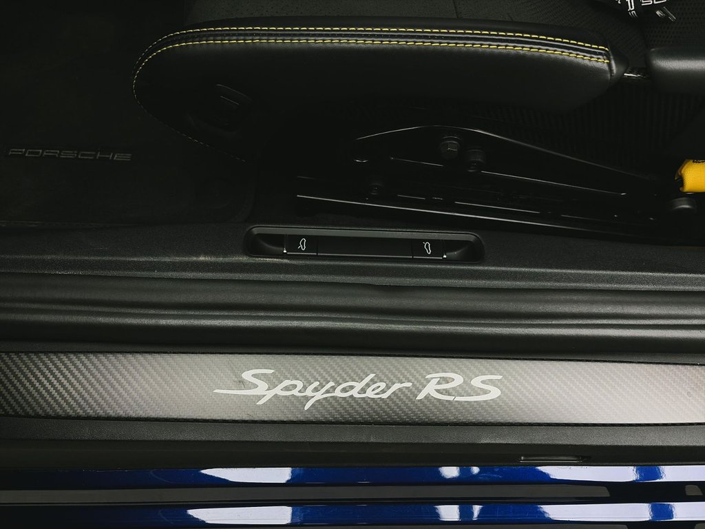 Porsche 718 Spyder RS 2025 à Laval, Québec - 31 - w1024h768px