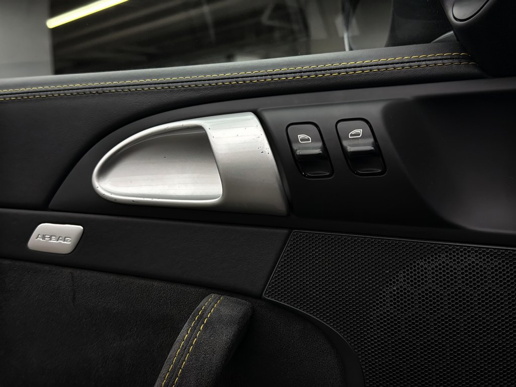 Porsche 911 GT3 Ceramic Composite Brake 2010 à Laval, Québec - 32 - w1024h768px