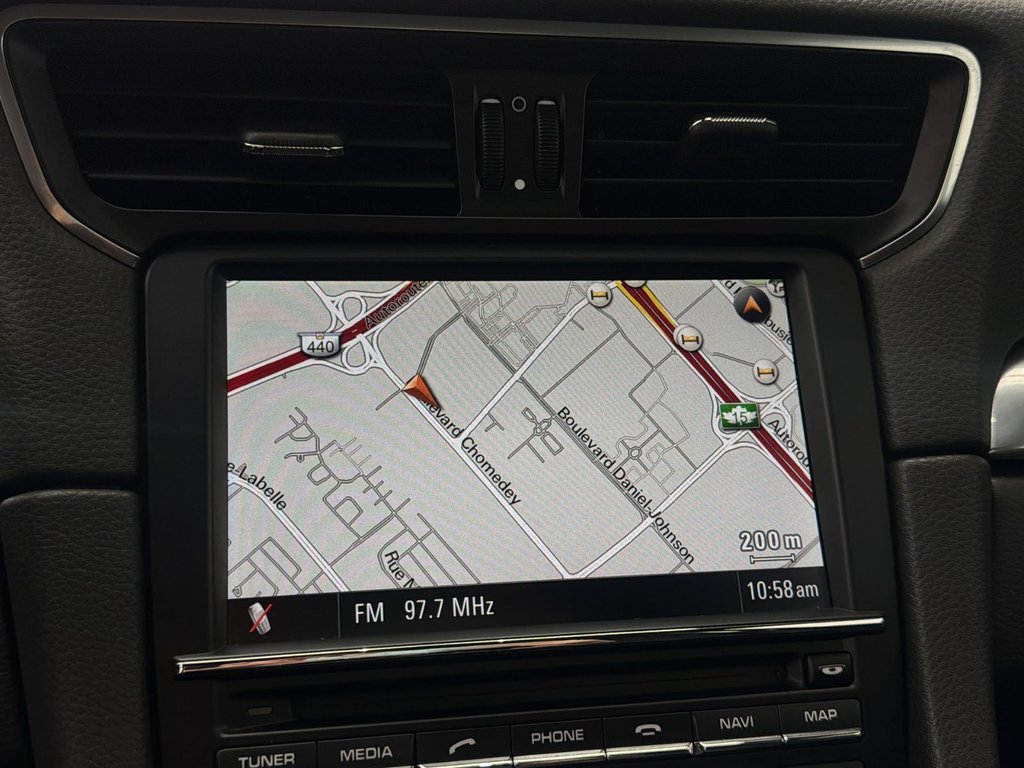 2012 Porsche 911 991 Carrera S in Laval, Quebec - 22 - w1024h768px