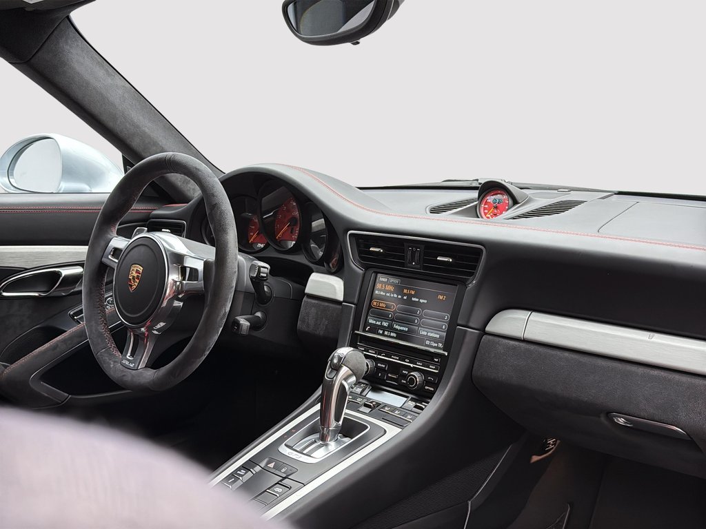 Porsche 911 GT3  Sport Chrono Package 2014 à Laval, Québec - 22 - w1024h768px