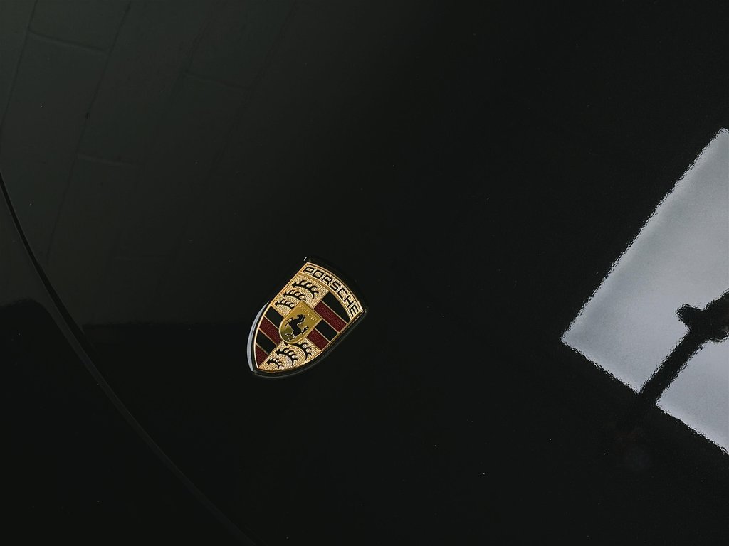 2015 Porsche 911 Carrera 4 GTS Cabriolet Premium Package Plus in Laval, Quebec - 10 - w1024h768px