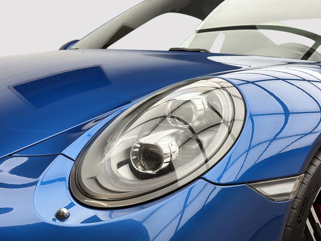 Porsche 911  2015 à Laval, Québec - 8 - w1024h768px