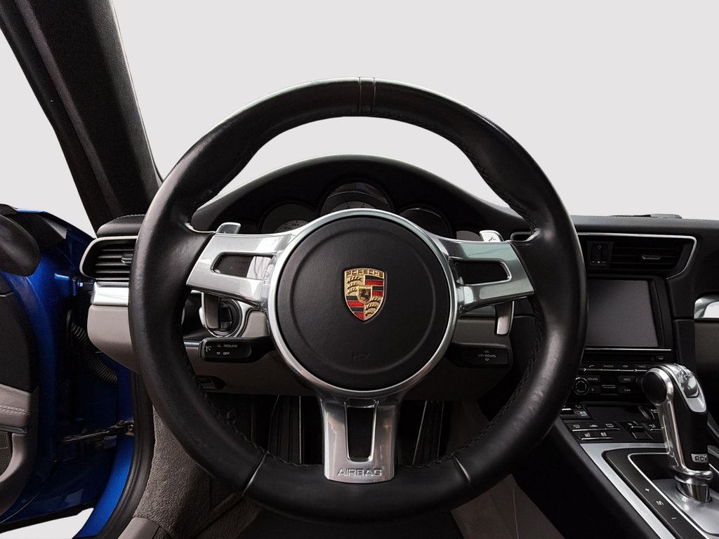Porsche 911  2015 à Laval, Québec - 15 - w1024h768px