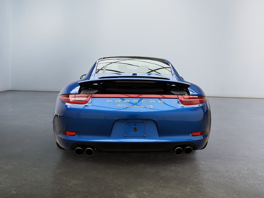 Porsche 911  2015 à Laval, Québec - 4 - w1024h768px
