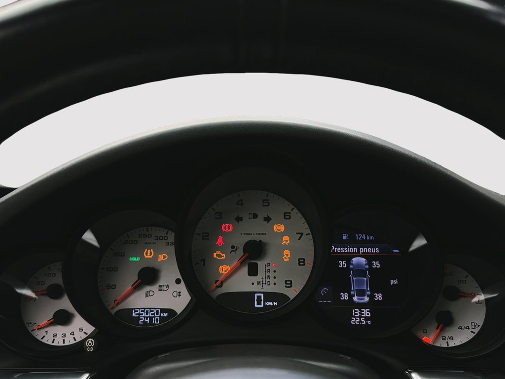 Porsche 911  2015 à Laval, Québec - 19 - w1024h768px