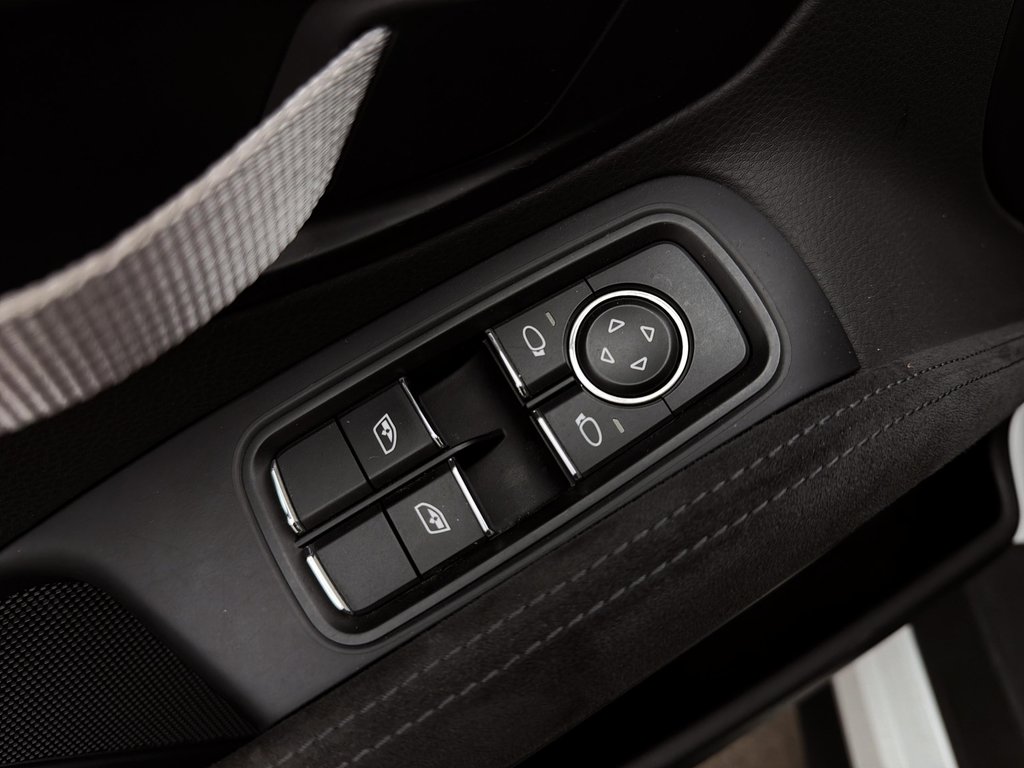 2016 Porsche 911 GT3 RS Sport Chrono Package in Laval, Quebec - 31 - w1024h768px