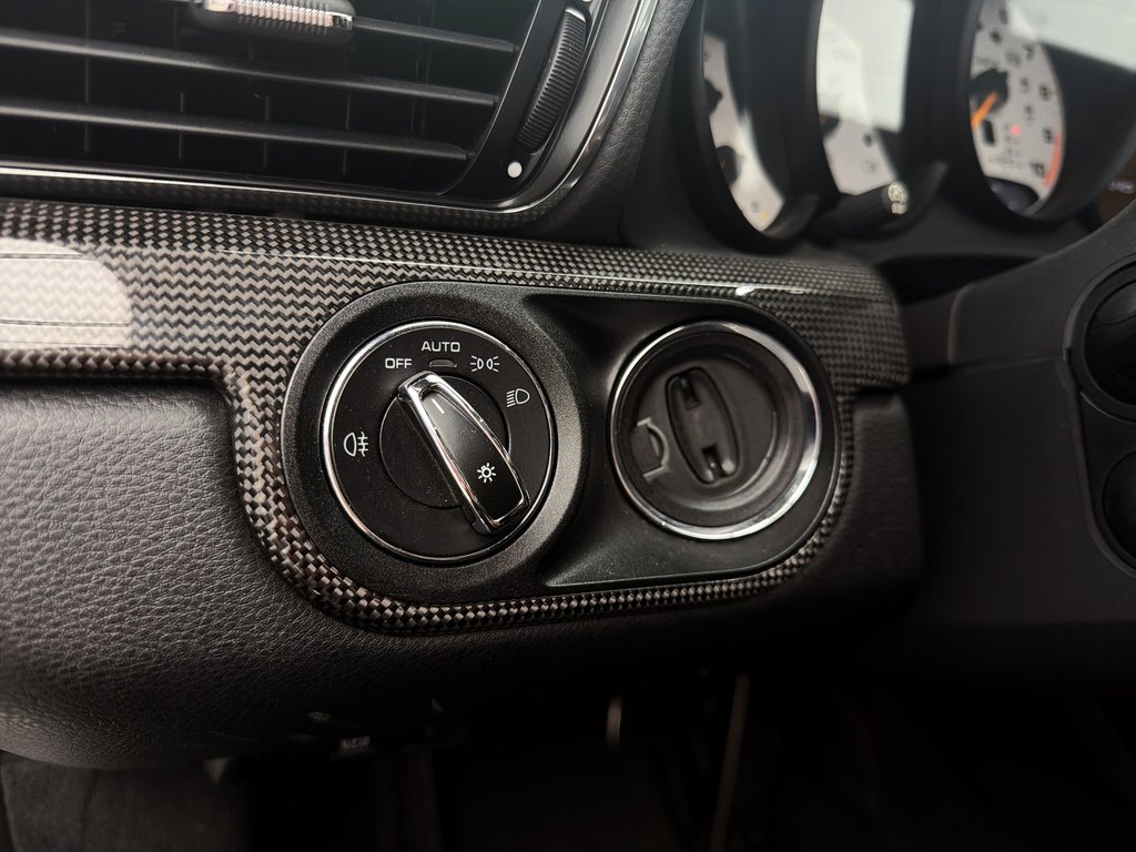 2016 Porsche 911 GT3 RS Sport Chrono Package in Laval, Quebec - 17 - w1024h768px