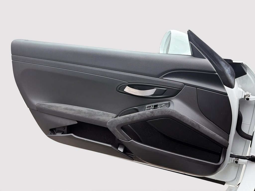 2016 Porsche 911 GT3 RS Sport Chrono Package in Laval, Quebec - 30 - w1024h768px