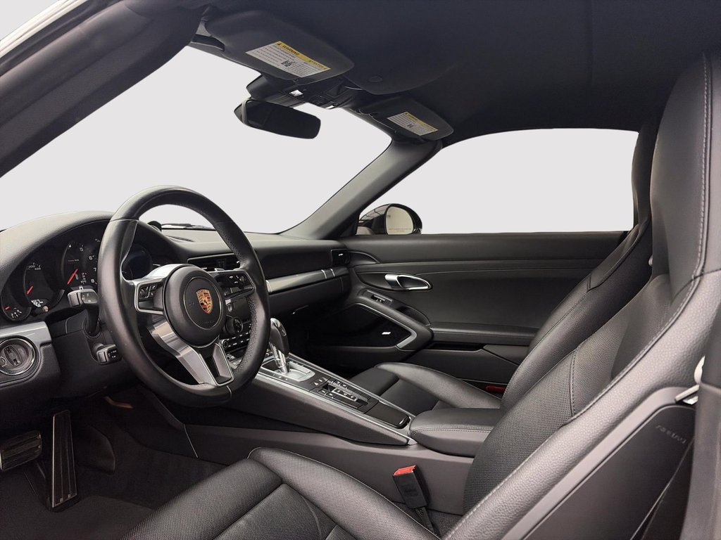2017 Porsche 911 in Laval, Quebec - 28 - w1024h768px