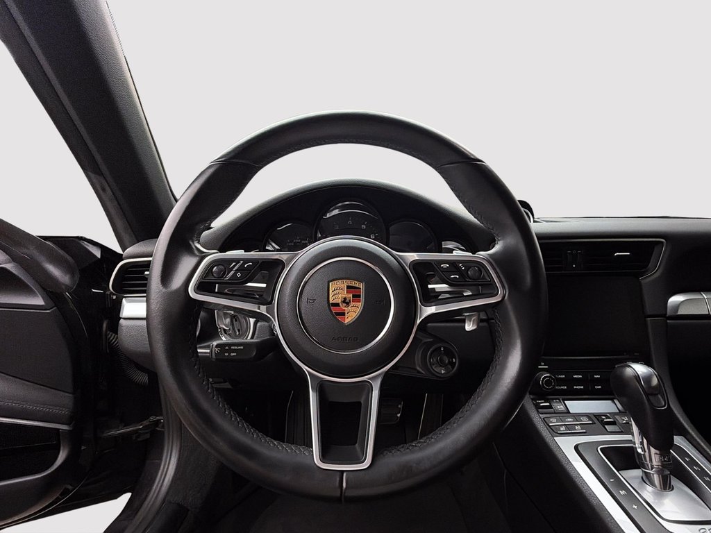 2017 Porsche 911 in Laval, Quebec - 18 - w1024h768px