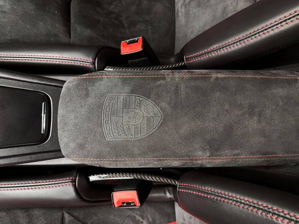 2018 Porsche 911 GT3 Bucket Seats, manual in Laval, Quebec - 27 - w1024h768px