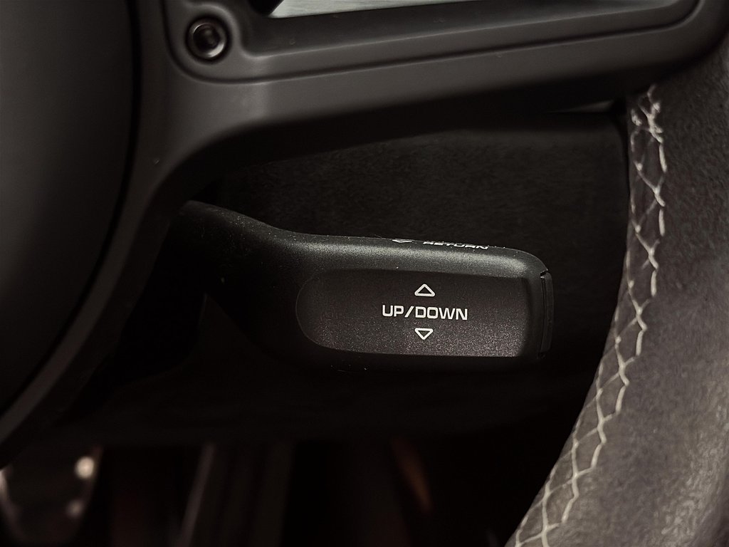 Porsche 911 GT3 Manual Transmission 2018 à Laval, Québec - 23 - w1024h768px