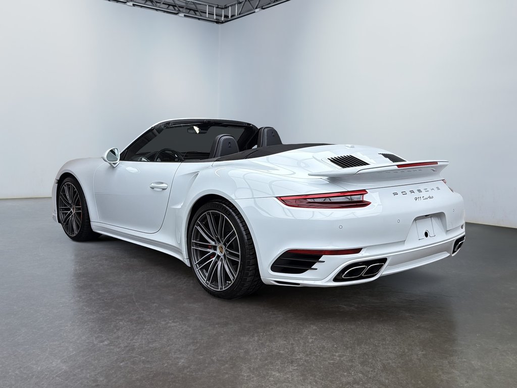 Porsche 911 Turbo Cabriolet w/Porsche Dynamic Chassis 2019 à Laval, Québec - 3 - w1024h768px