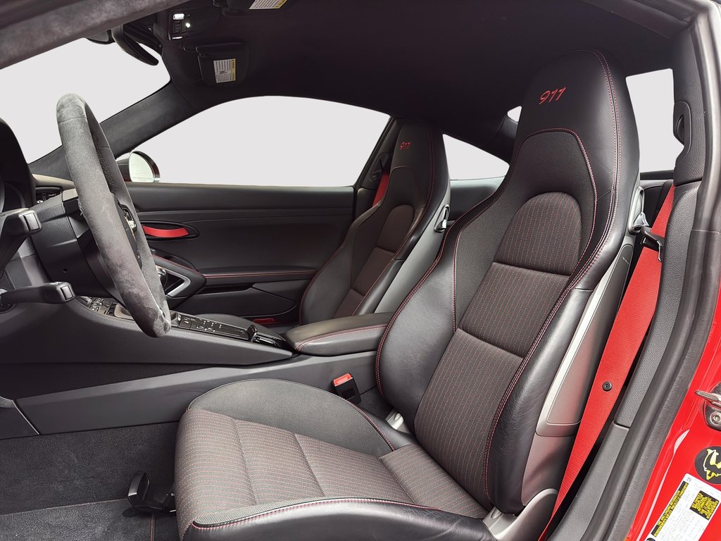 Porsche 911 Carrera T Coupe 2019 à Laval, Québec - 15 - w1024h768px