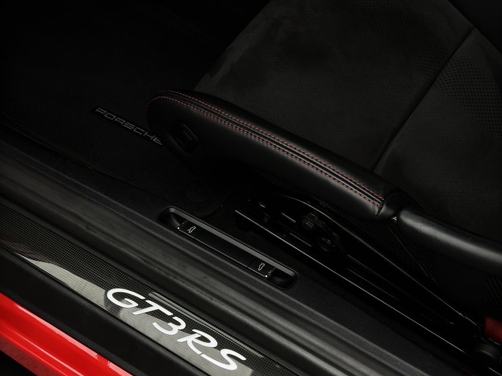 Porsche 911 GT3 RS Weissach Package 2019 à Laval, Québec - 26 - w1024h768px
