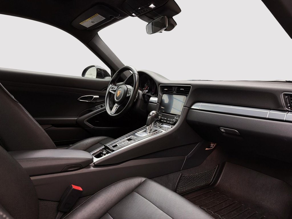 2019 Porsche 911 in Laval, Quebec - 16 - w1024h768px