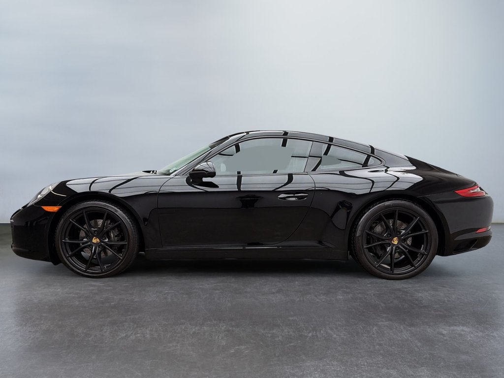 2019 Porsche 911 in Laval, Quebec - 2 - w1024h768px