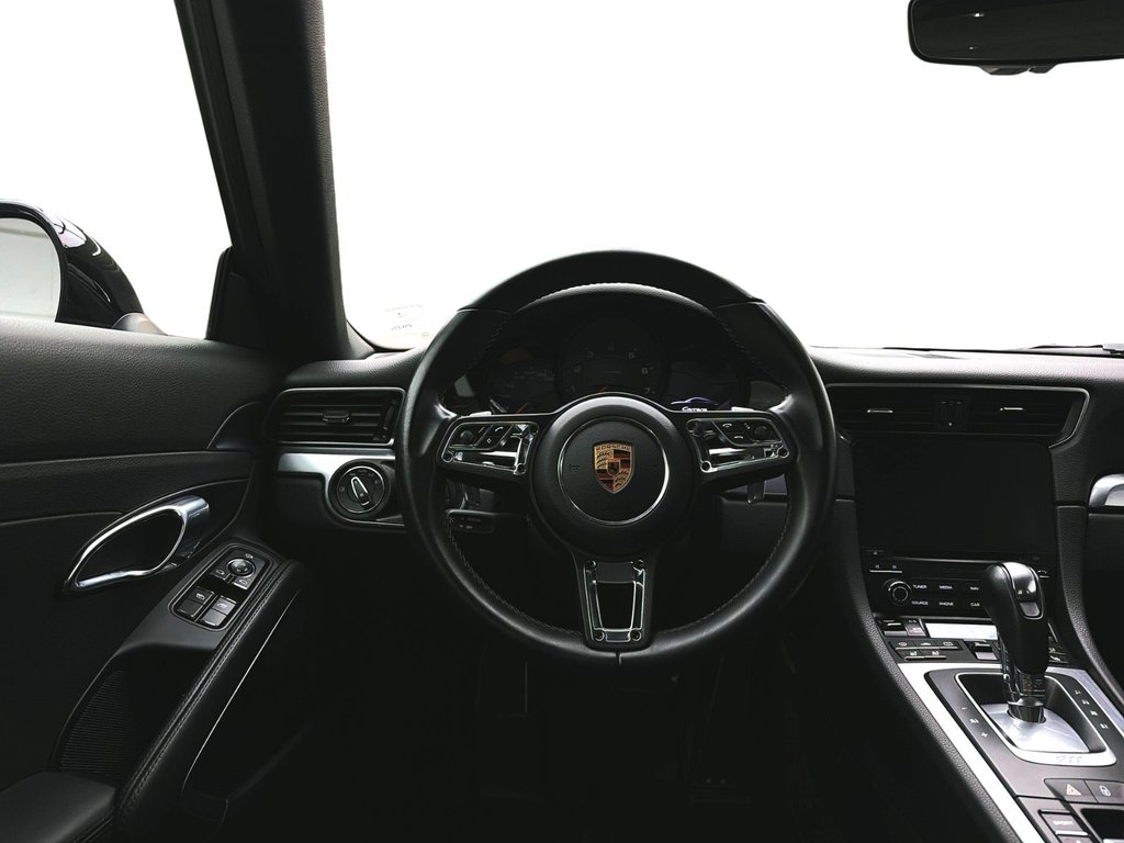 2019 Porsche 911 in Laval, Quebec - 14 - w1024h768px