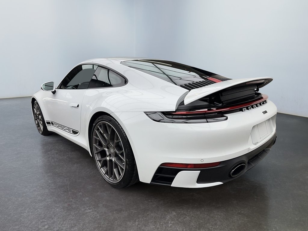 2020  911 Carrera S Coupe in Laval, Quebec - 3 - w1024h768px