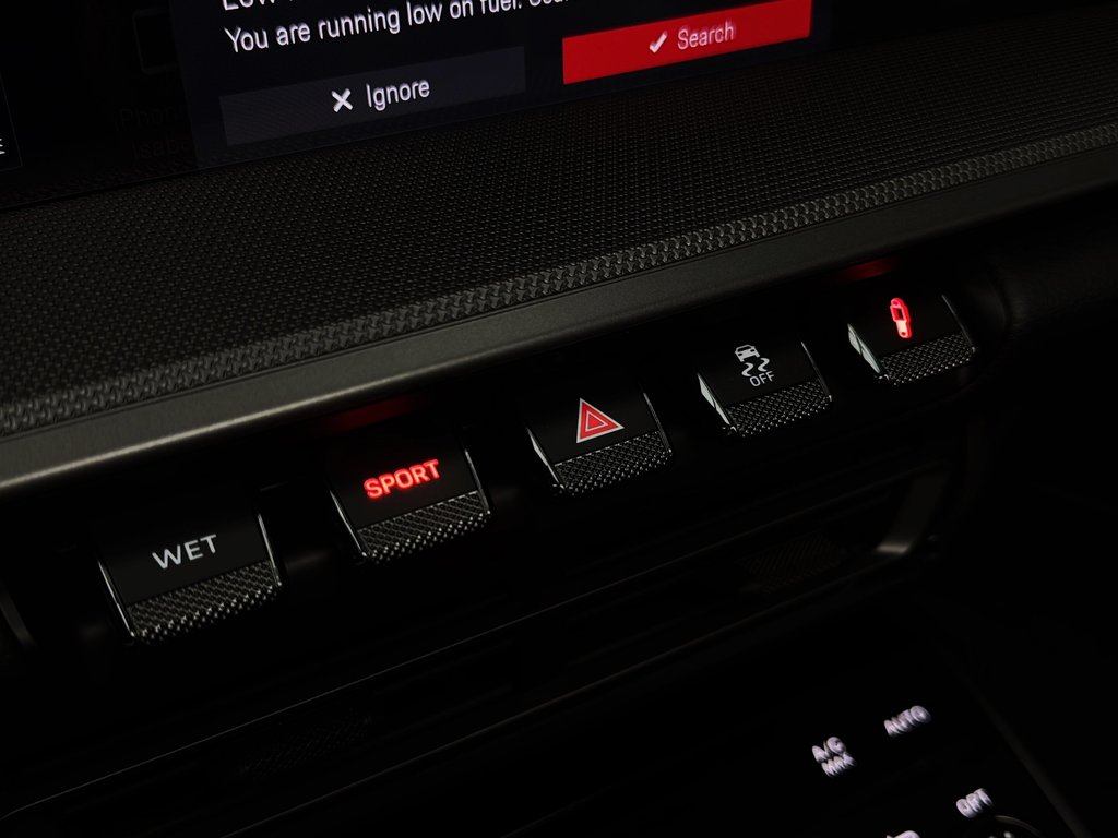 Porsche 911 4S Cabriolet Sport Exhaust System 2020 à Laval, Québec - 25 - w1024h768px