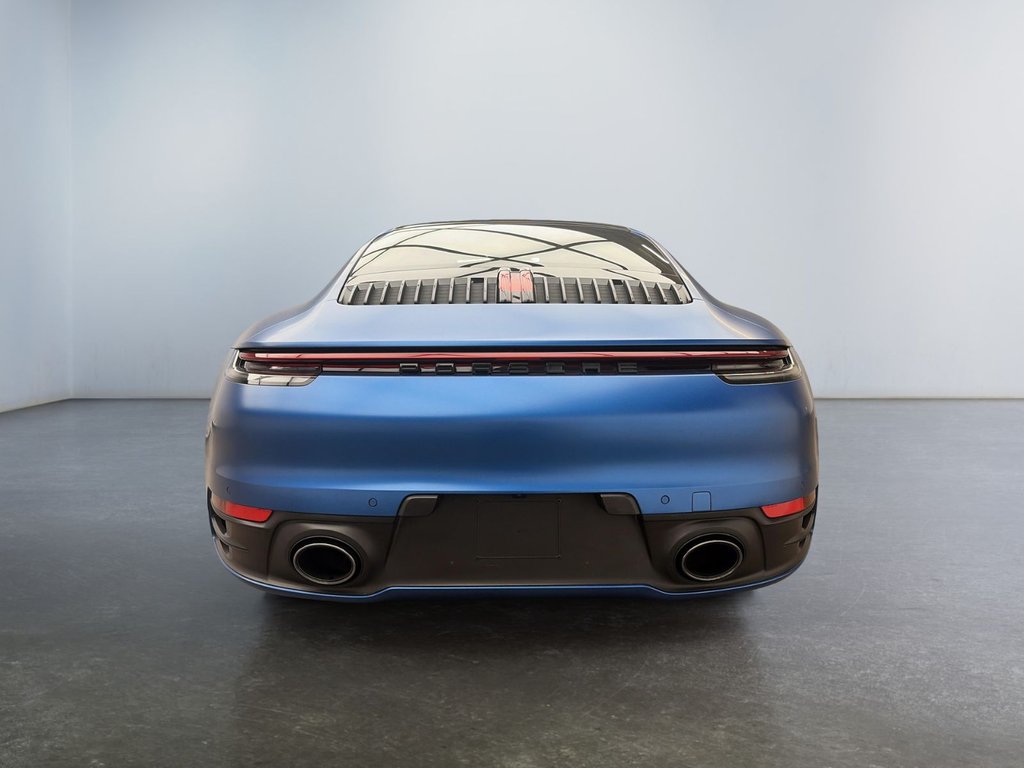 Porsche 911  2020 à Laval, Québec - 6 - w1024h768px