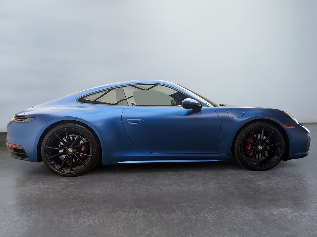 Porsche 911  2020 à Laval, Québec - 7 - w1024h768px