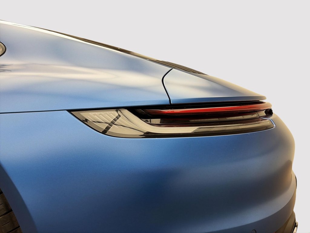 Porsche 911  2020 à Laval, Québec - 14 - w1024h768px