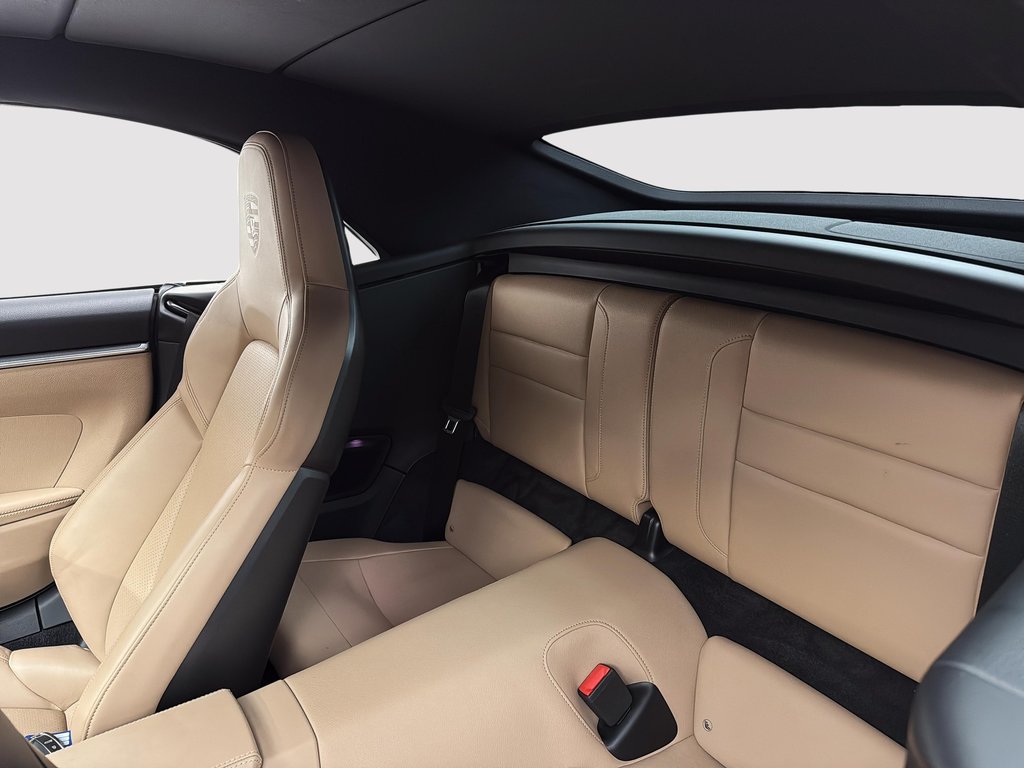 2021 Porsche 911 Carrera 4 Cabriolet in Laval, Quebec - 27 - w1024h768px