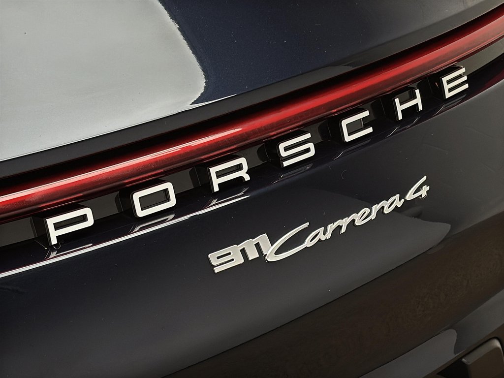 2021 Porsche 911 Carrera 4 Cabriolet in Laval, Quebec - 11 - w1024h768px
