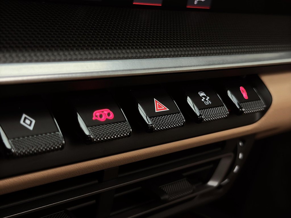 2021 Porsche 911 Turbo Cabriolet Turbo SportDesign Package in Laval, Quebec - 24 - w1024h768px