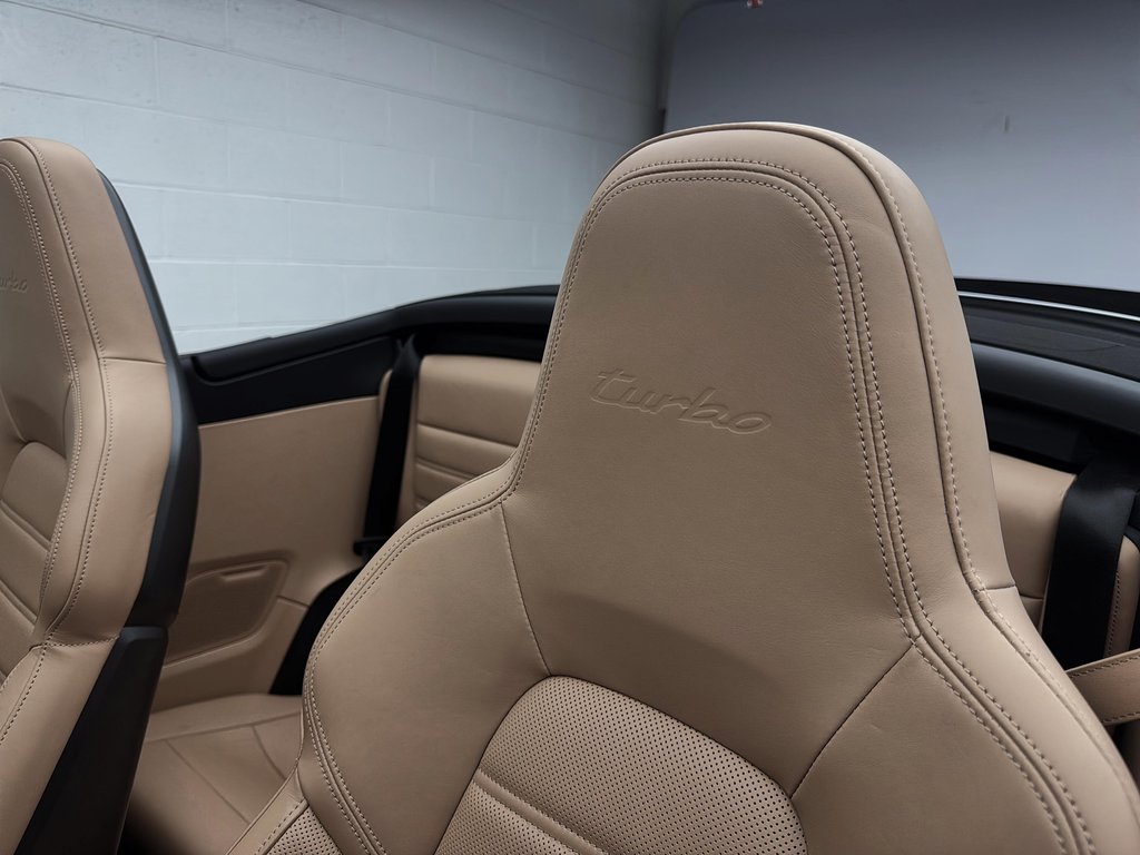 2021 Porsche 911 Turbo Cabriolet Turbo SportDesign Package in Laval, Quebec - 27 - w1024h768px