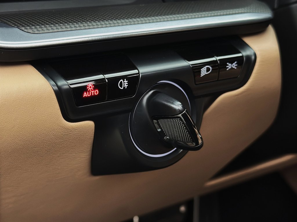 2021 Porsche 911 Turbo Cabriolet Turbo SportDesign Package in Laval, Quebec - 18 - w1024h768px