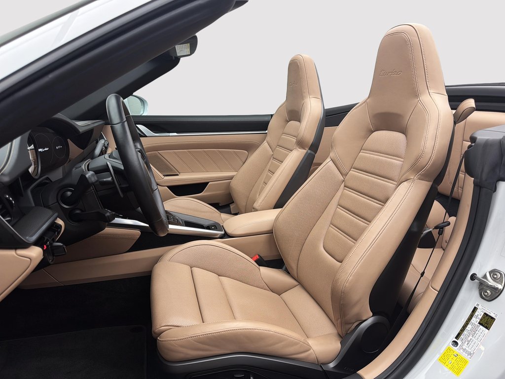 2021 Porsche 911 Turbo Cabriolet Turbo SportDesign Package in Laval, Quebec - 15 - w1024h768px