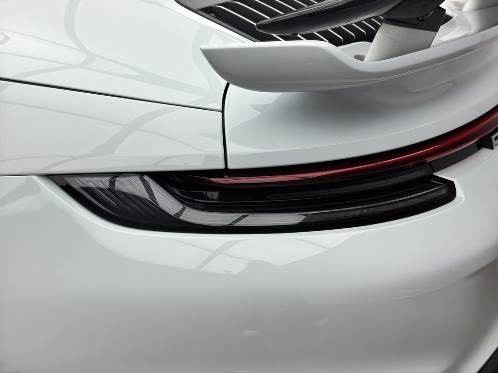 2021 Porsche 911 Turbo Cabriolet Turbo SportDesign Package in Laval, Quebec - 11 - w1024h768px