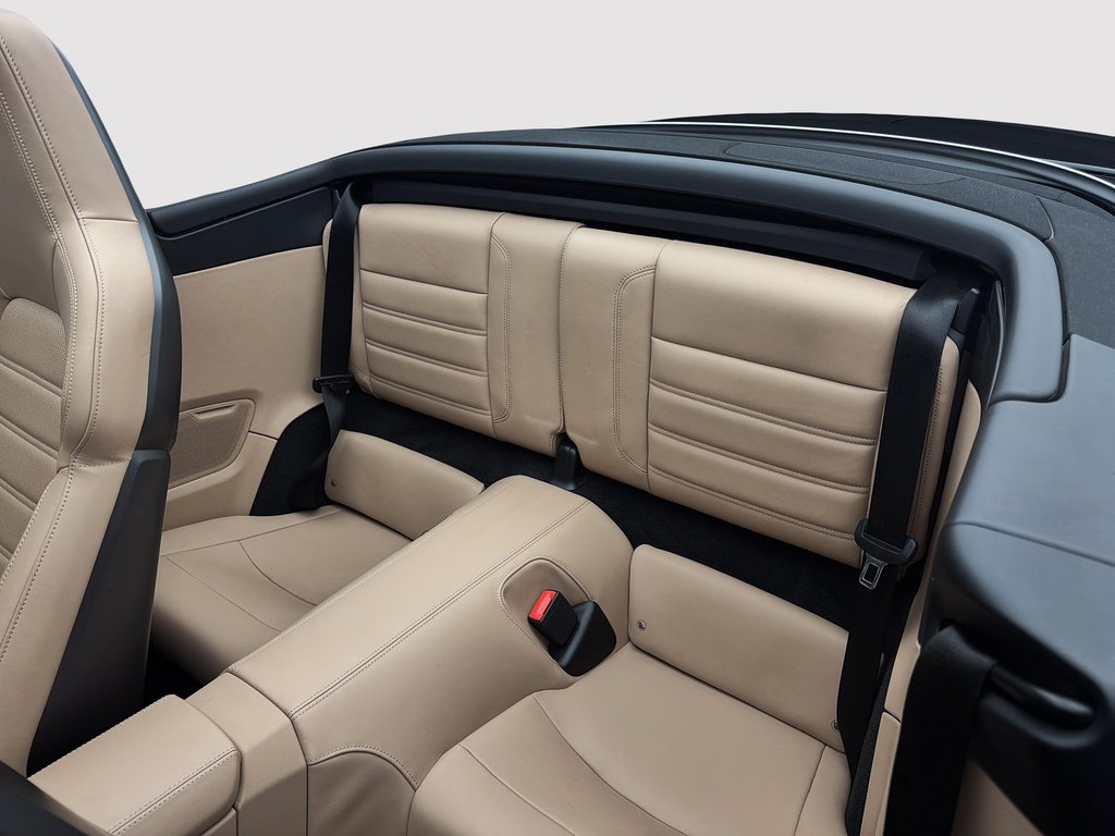 2021 Porsche 911 Turbo Cabriolet Turbo SportDesign Package in Laval, Quebec - 28 - w1024h768px