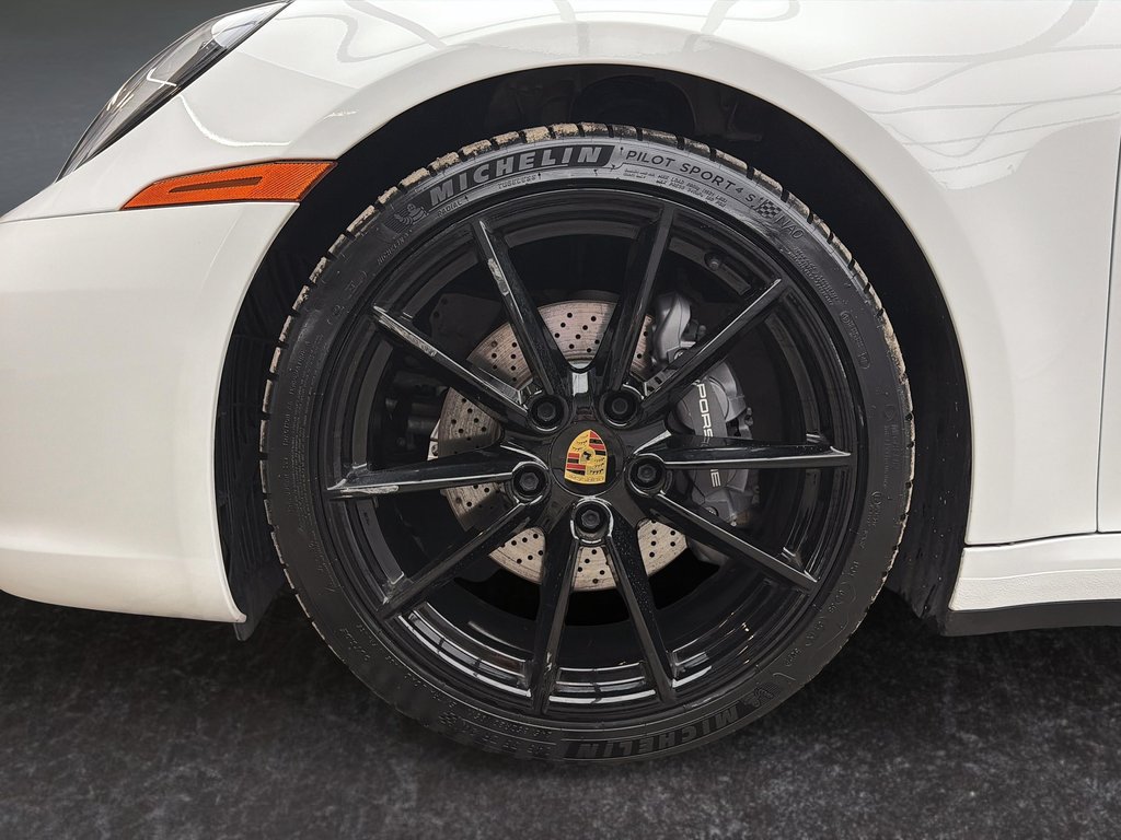 Porsche 911 Carrera 4 Cabriolet Premium Package 2021 à Laval, Québec - 14 - w1024h768px