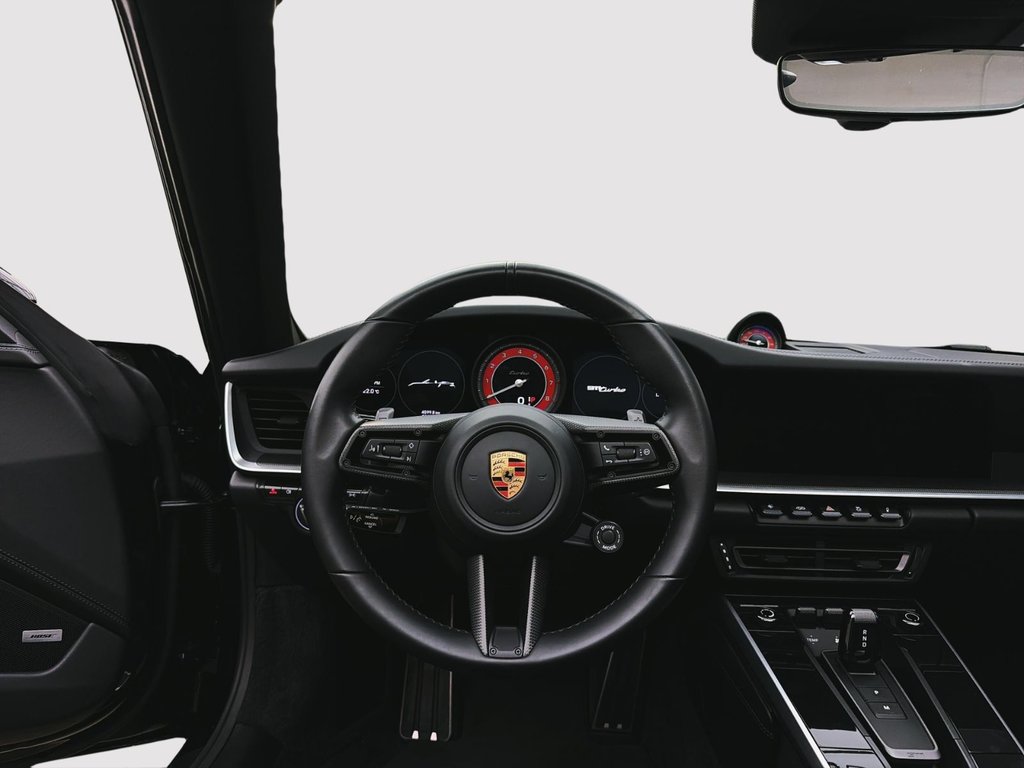 Porsche 911  2021 à Laval, Québec - 17 - w1024h768px