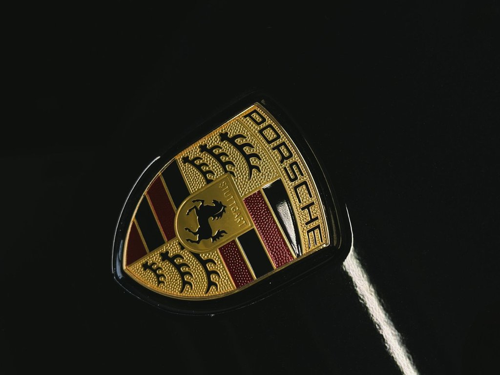Porsche 911  2021 à Laval, Québec - 9 - w1024h768px