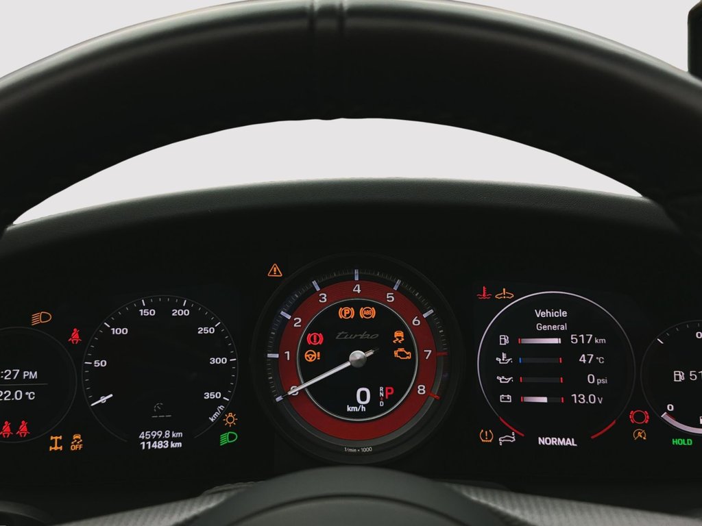 Porsche 911  2021 à Laval, Québec - 21 - w1024h768px