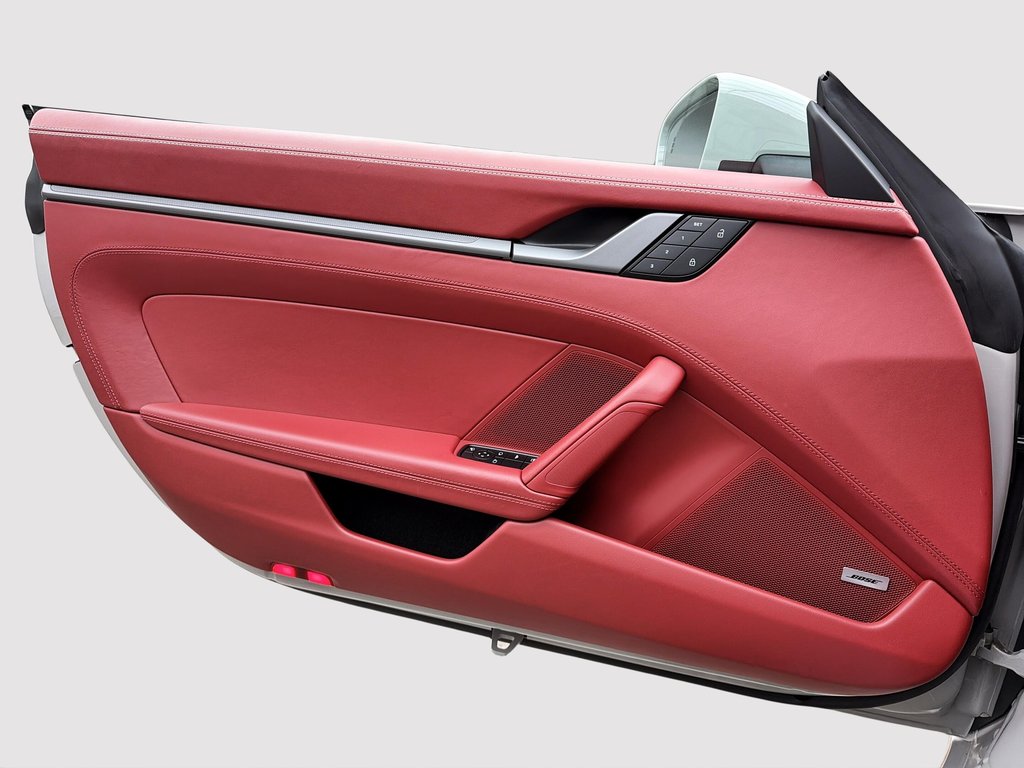 Porsche 911 Carrera 4S Cabriolet w/Sport Package 2022 à Laval, Québec - 31 - w1024h768px