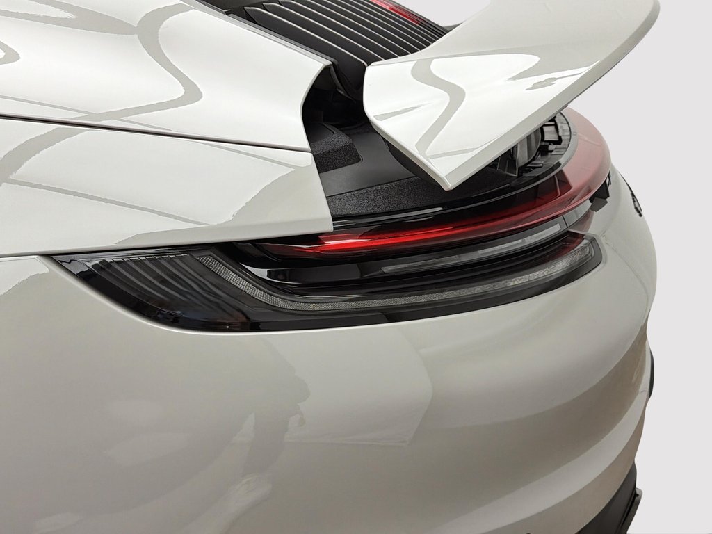 Porsche 911 Carrera 4S Cabriolet w/Sport Package 2022 à Laval, Québec - 12 - w1024h768px