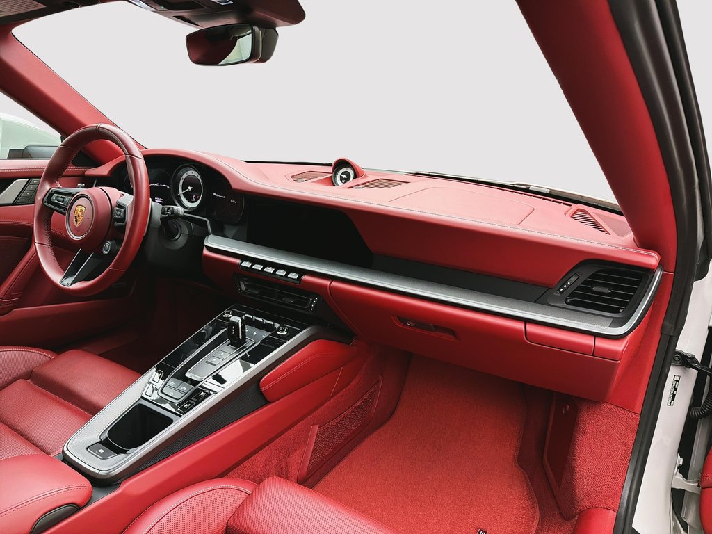 Porsche 911 Carrera 4S Cabriolet w/Sport Package 2022 à Laval, Québec - 27 - w1024h768px