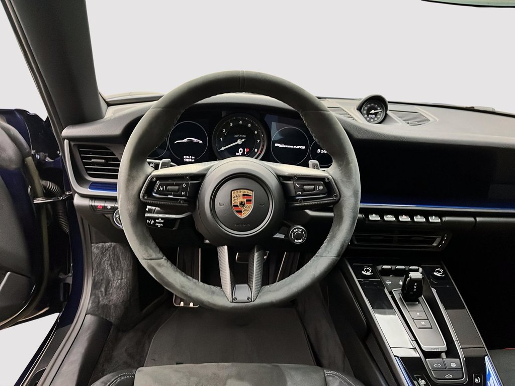 Porsche 911  2022 à Laval, Québec - 14 - w1024h768px