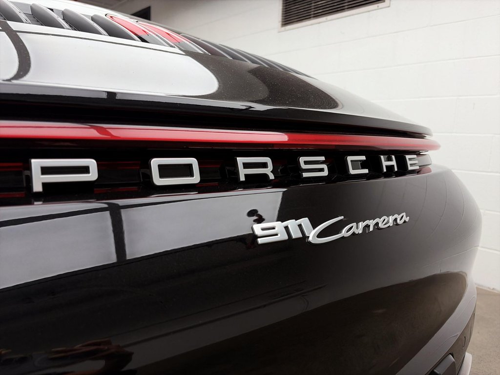 2022 Porsche 911 Carrera in Laval, Quebec - 11 - w1024h768px