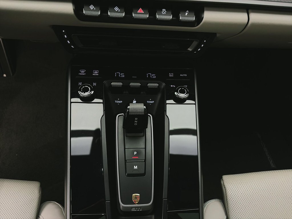 2022 Porsche 911 Carrera in Laval, Quebec - 20 - w1024h768px