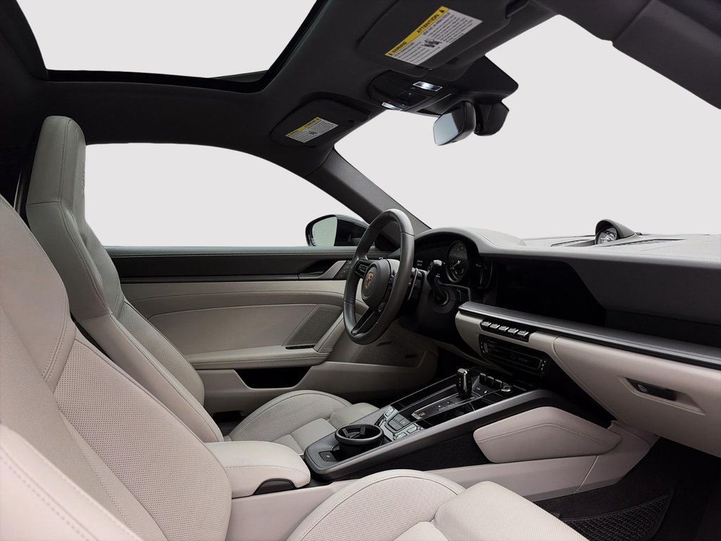 2022 Porsche 911 Carrera in Laval, Quebec - 26 - w1024h768px