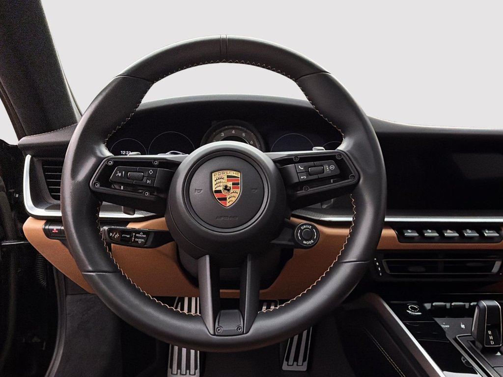 2023 Porsche 911 Turbo S in Laval, Quebec - 15 - w1024h768px